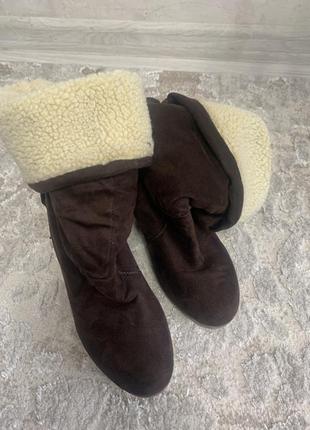 Зимние сапоги.