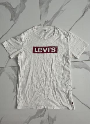 Levi’s левайс базовая футболка