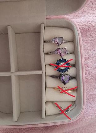 Бижутерия и шкатулочка