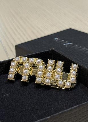 Шпилька для волосся miu miu в позолоті з перлами