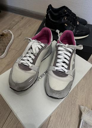 Кросівки gravierter armani