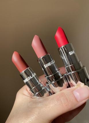 Помада для губ sheglam starlight velvet lipstick