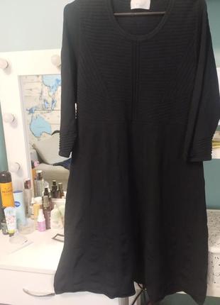 В'язана сукня великого розміру