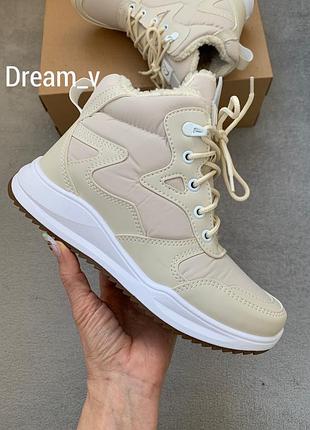 Теплі зимові кросівки