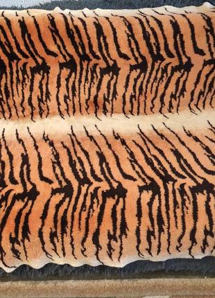 Плед, покривало з тигровим принтом. розмір 2.05х1.65