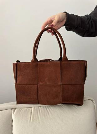 Замшевая коричнева я сумка в стиле bottegaveneta 🥰