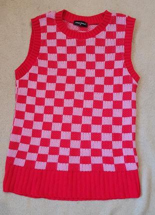 Вязана стильна жилетка в клітинку urban