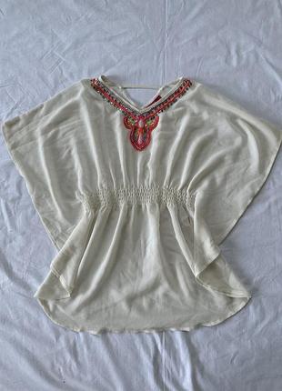 Блуза просвічує