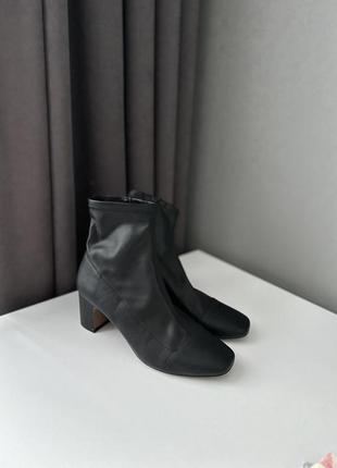 Ботинки женские