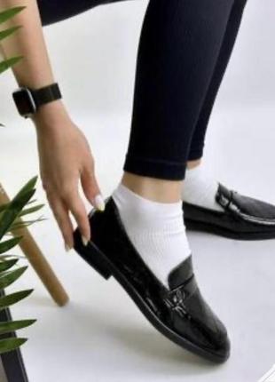 Шикарные кожаные лакированные лоферы туфли clarks!!!