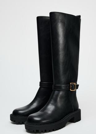 Чоботи жіночі чорні з пряжкою zara new