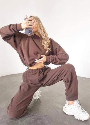 Теплый  спортивный костюм