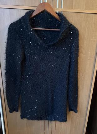Удлиненный свитер с пайетками