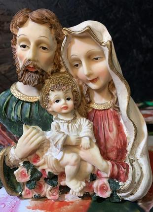 Он, йосис и мария, святая семья