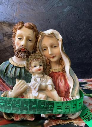 Он, йосис и мария, святая семья