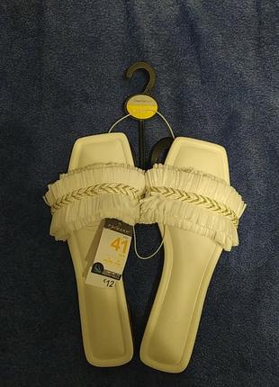 Шлепанцы primark