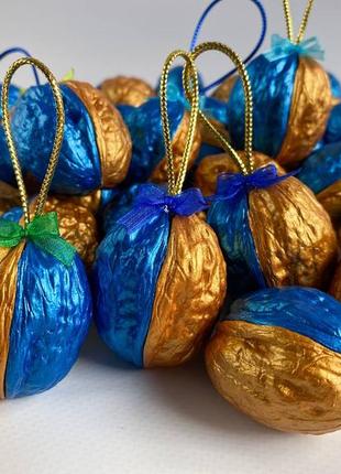 Горішки з побажаннями, передбаченнями