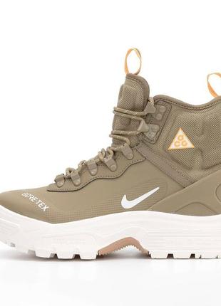 Кросівки nike acg