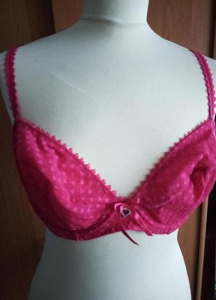 Стильный бюстгальтер в сердечки малиновый 75с