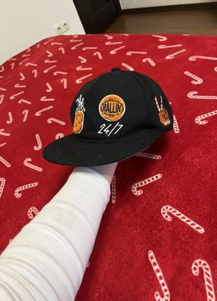 Кепка бейсболка