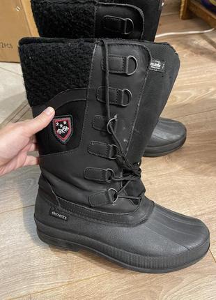 Зимние новые сапоги фирменные размер 41