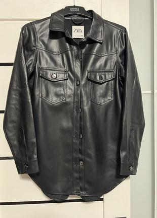 Рубашка zara з екошкіри