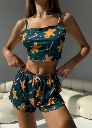 Стильная качественная соблазнительная новогодняя пижамка топ и шортики