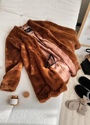 Очень мягкая шубка pull & bear