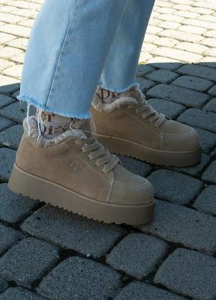 Женские угги