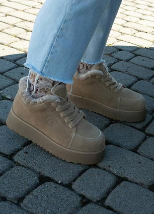 Женские угги