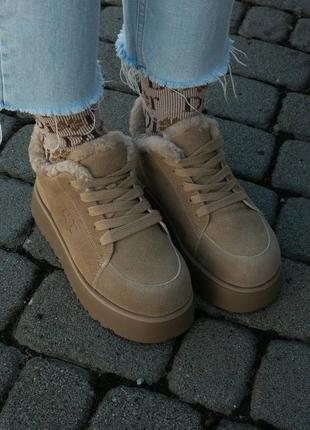 Женские угги