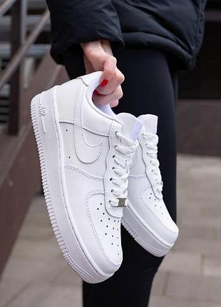 Жіночі кросівки nike air force 1 low білі шкіряні найк аїр форс лав (b)