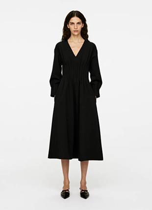 Плаття з v-подібним вирізом arket 1261009 - 001