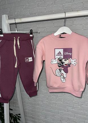 Спортивний костюм для дівчинки на флісі від adidas!