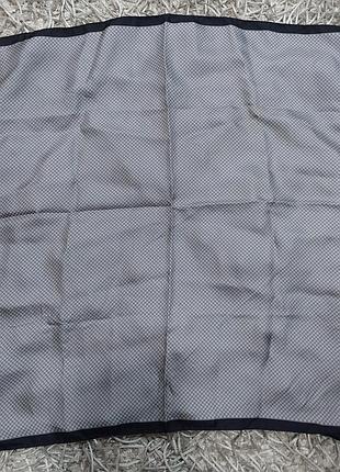 Шикарний шелкова хустка платок от karl lagerfeld италия.