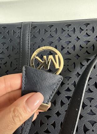 Сумка michael kors desi leather small travel tote8 фото