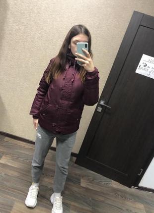 Курточка levi’s