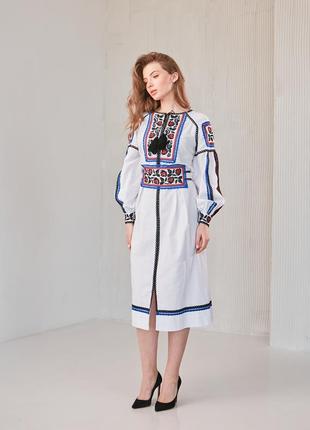 Вышитое женское платье "борутское" белое4 фото