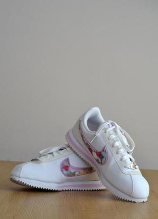 nike cortez se fuzzy floral print 36 886 162517875