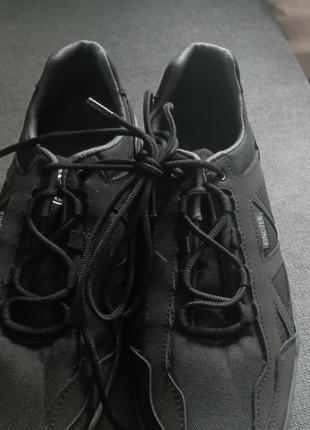 Мужские кроссовки