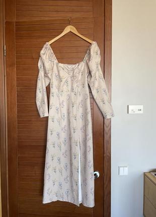 Квіткова міді- сукня з боковим вирізом