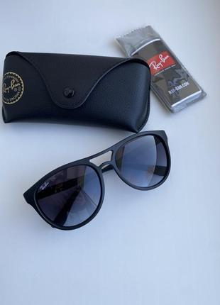 Нові сонцезахисні окуляри ray ban