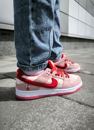 Nike sb dunk low strangelove3 фото