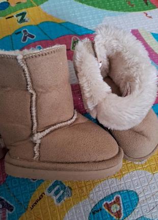 Уггі дитячі h&m