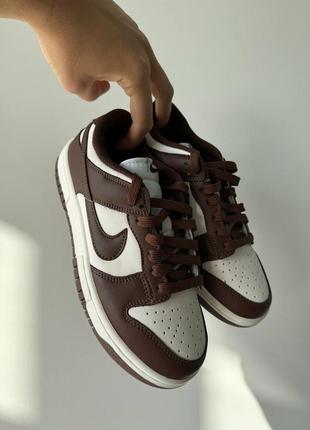 Nike dunk low brown white