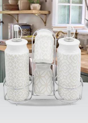 Набор банок для сыпучих продуктов на подставке maestro mr-20033-04s  5пр.