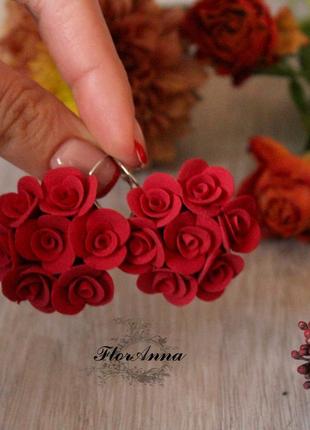 Червоні сережки квіти з полімерної глини "червоні кругові троянди"