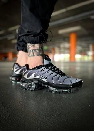 Кросівки nike air max tn plus black particle dunk vapor green | стильні кросівки найк для спорту та прогулянок