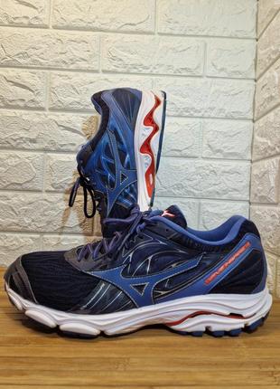Кроссовки mizuno