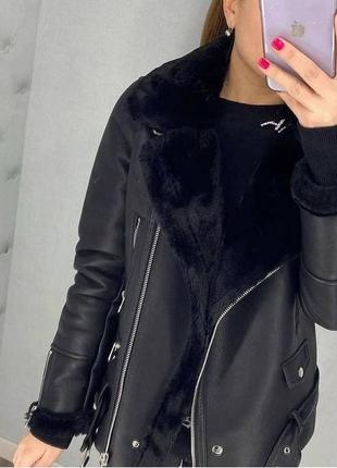 Невероятная черная дубленка с искусственным мехом 
размер Weekend Max Mara